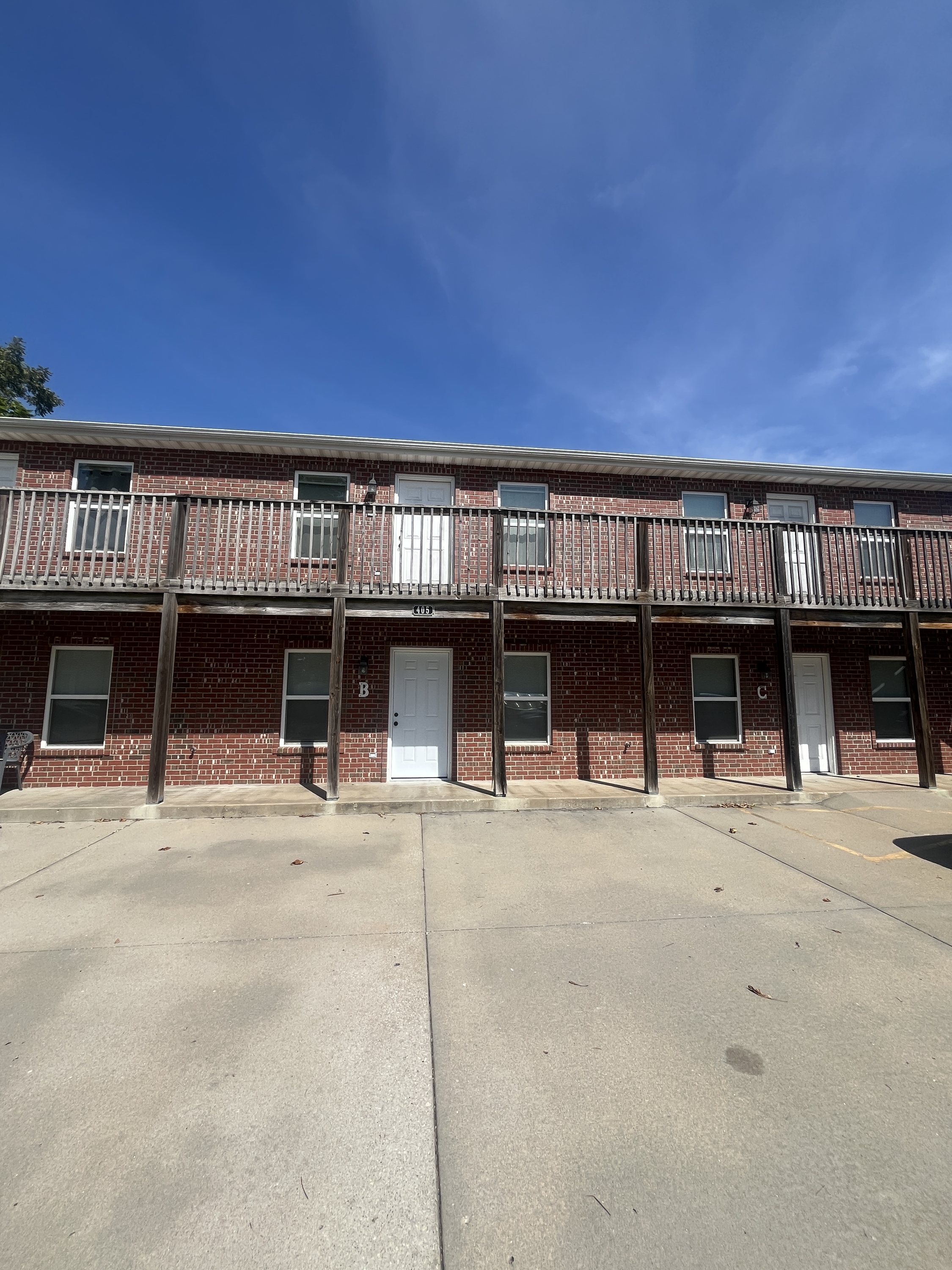 405 Broad Street - C
