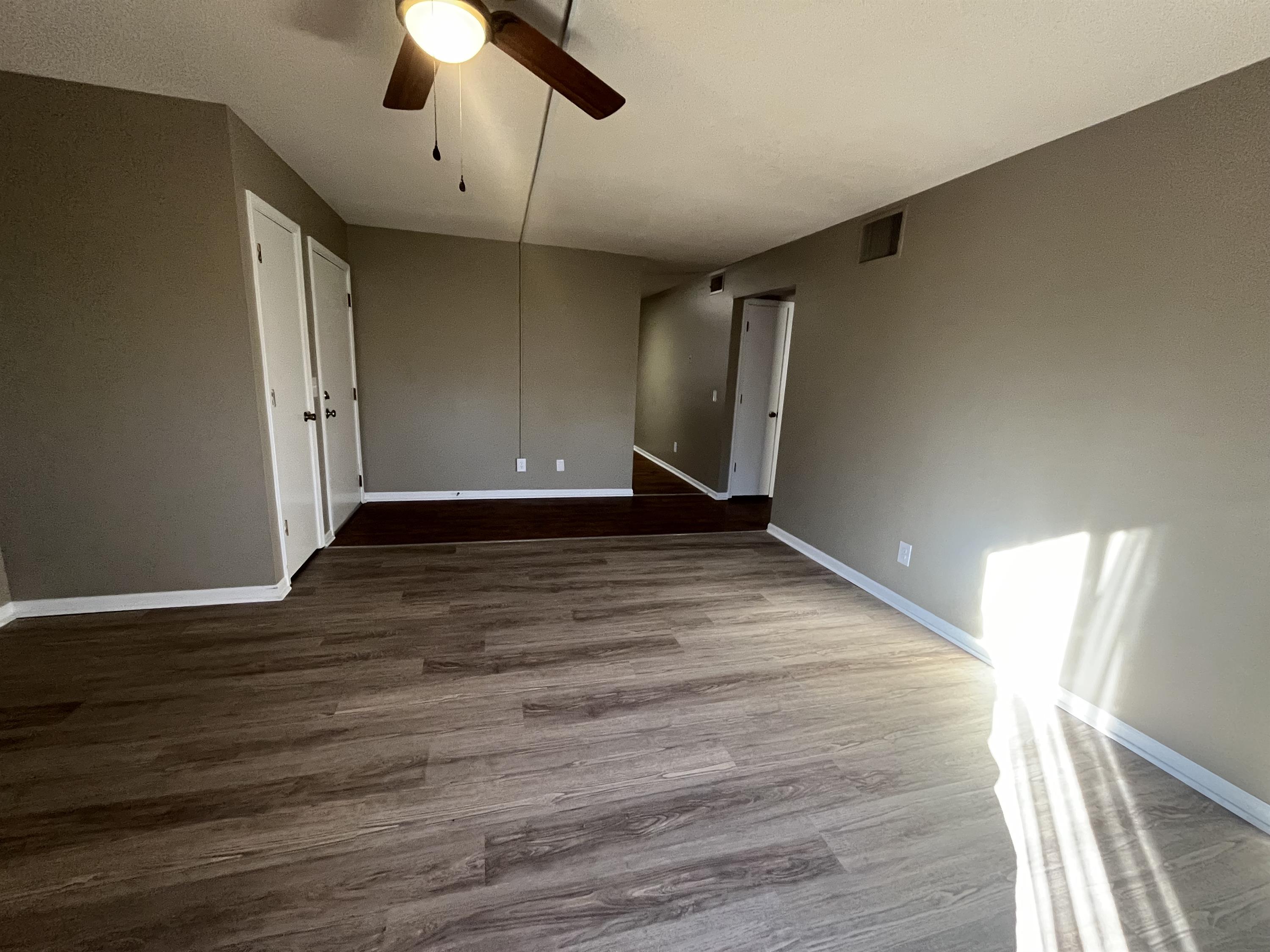 511 Laurel Street - D
