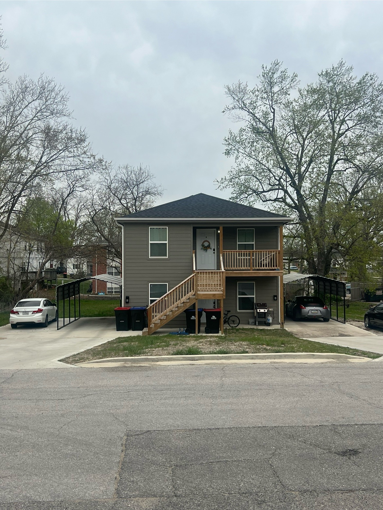 405 Jefferson Street - B